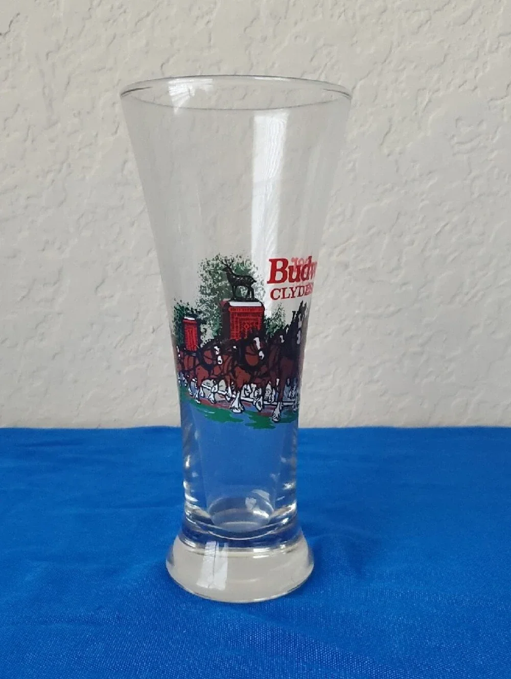 VTG 1991 Budweiser Pilsner Glass with Red Clydesdales Graphic